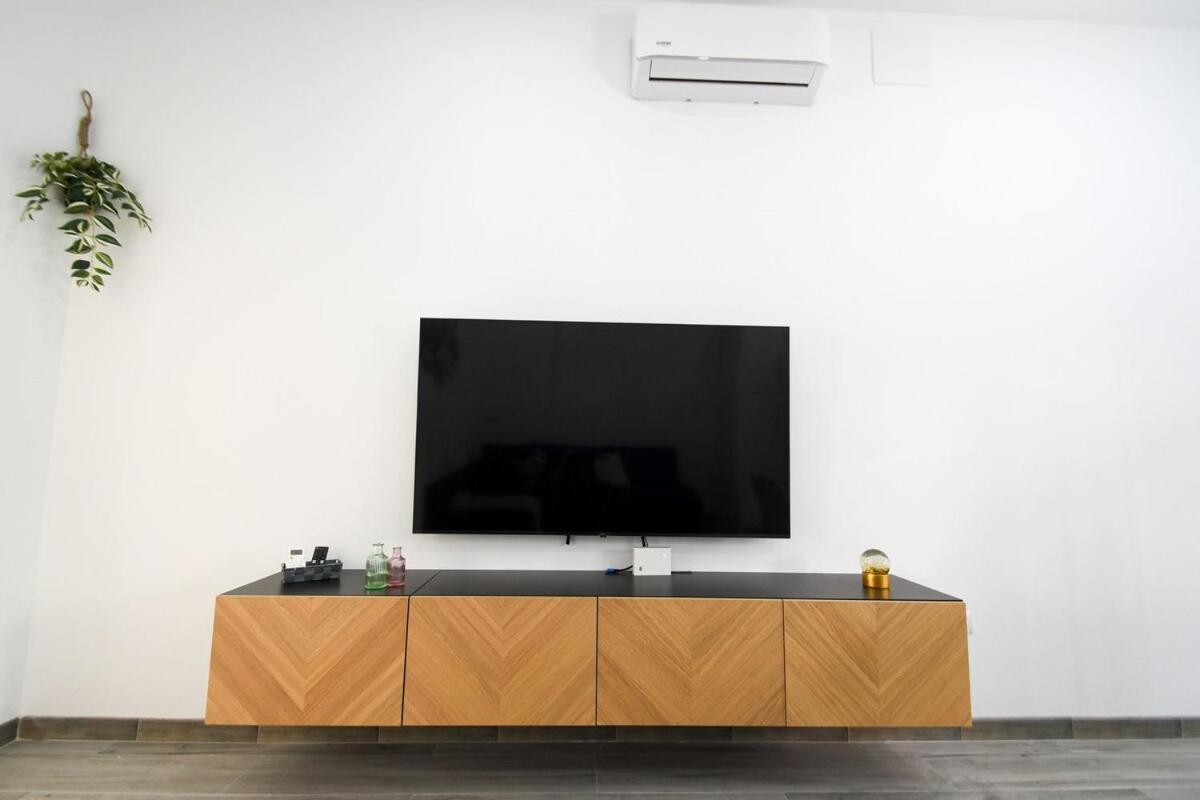 Modern Oasis In Vallecas Apartment *